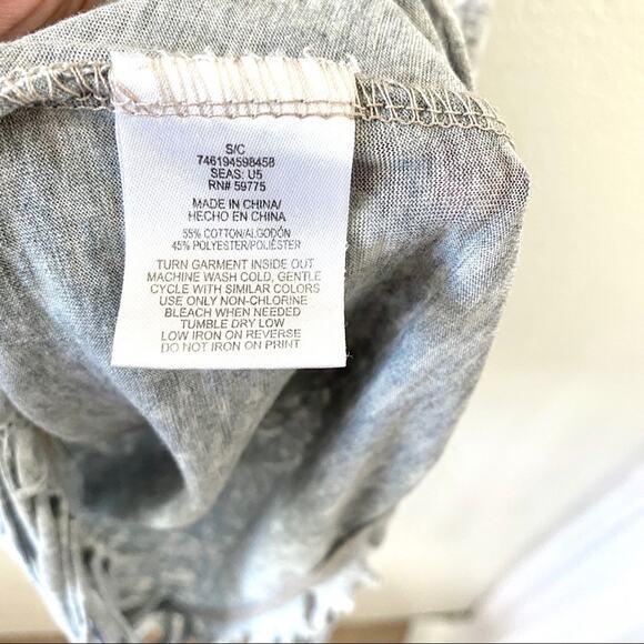 Seventeen I’m Just A Mermaid Tassel Graphic Tank Size Small - Picture 6 of 7